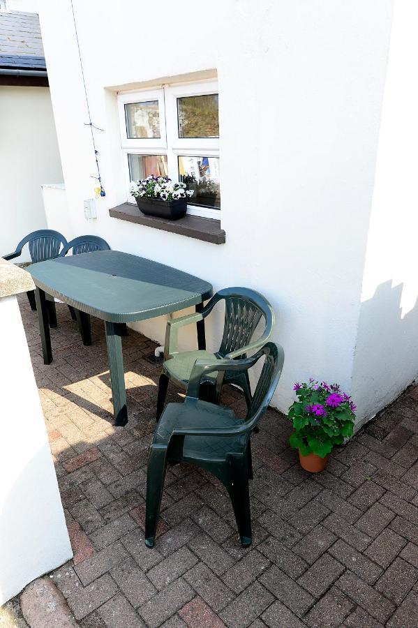 Village Cottage Bushmills Exterior foto